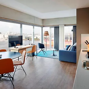 By Marriott Houthavens Амстердам