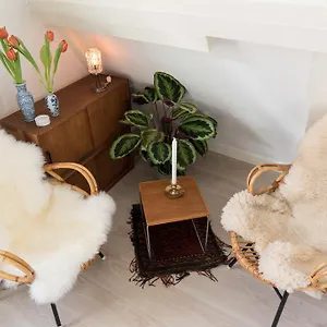 Rembrandt Studio's Homestay