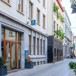 Apart-hotel B-aparthotel Grand Place ****