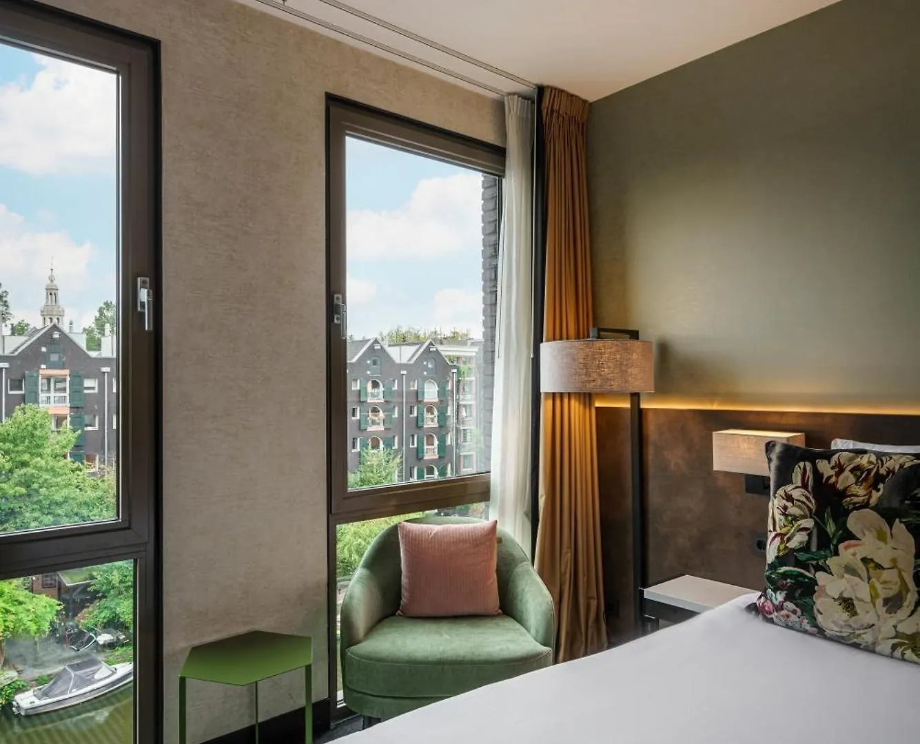 ****  Monet Garden Hotel Amsterdam Netherlands